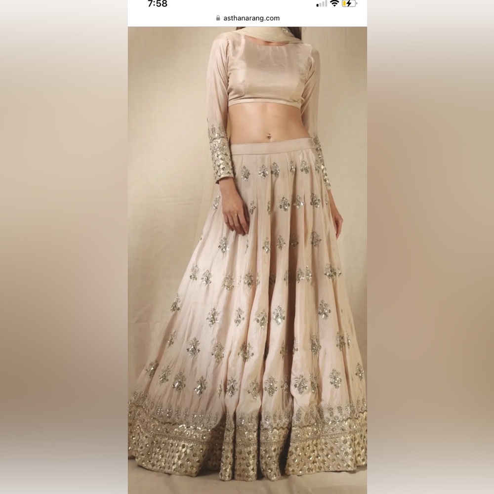 Ashta Narang Lehenga